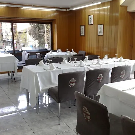 Hotel Avenida *