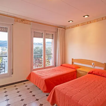 Avenida Hotel *