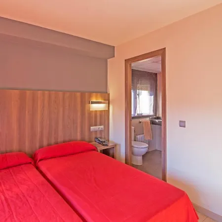 Avenida Hotel *